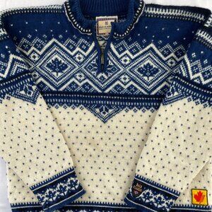 RARE VINTAGE Dale of Norway Alpine Canada Ski Team Wool Sweater Large Maple Leaf